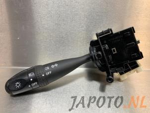 Używane Przelacznik swiatel Suzuki Grand Vitara II (JT) 2.0 16V Cena € 34,95 Procedura marży oferowane przez Japoto Parts B.V.