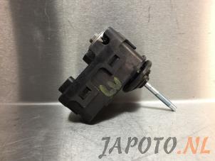 Used Headlight motor Kia Picanto (TA) 1.0 12V Price € 19,95 Margin scheme offered by Japoto Parts B.V.