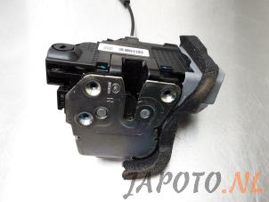 Used Rear door mechanism 4-door, right Hyundai i20 (GBB) 1.0 T-GDI 100 12V Price € 54,39 Inclusive VAT offered by Japoto Parts B.V.