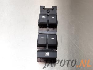 Used Multi-functional window switch Hyundai i20 (GBB) 1.0 T-GDI 100 12V Price € 48,34 Inclusive VAT offered by Japoto Parts B.V.