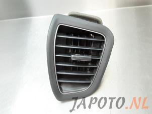 Usagé Aerateur tableau de bord Hyundai i20 (GBB) 1.0 T-GDI 100 12V Prix € 18,09 Prix TTC proposé par Japoto Parts B.V.