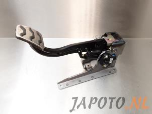 Usados Pedal de embrague Hyundai i20 (GBB) 1.0 T-GDI 100 12V Precio € 42,29 IVA incluido ofrecido por Japoto Parts B.V.