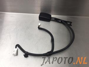 Usagé Insertion ceinture de sécurité avant droite Toyota RAV4 (A4) 2.0 D-4D 16V 4x2 Prix € 34,95 Règlement à la marge proposé par Japoto Parts B.V.
