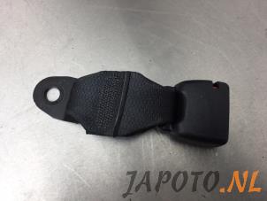 Usagé Insertion ceinture de sécurité arrière gauche Toyota RAV4 (A4) 2.0 D-4D 16V 4x2 Prix € 34,95 Règlement à la marge proposé par Japoto Parts B.V.