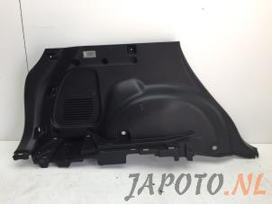 Usagé Revêtement coffre gauche Toyota RAV4 (A4) 2.0 D-4D 16V 4x2 Prix € 39,00 Règlement à la marge proposé par Japoto Parts B.V.