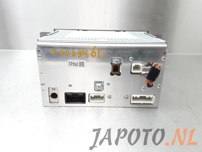 Radio CD player Subaru Forester 2.0D 86201SC430 CLARION