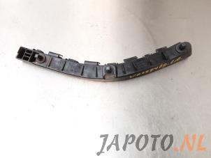 Used Rear bumper bracket, left Kia Sportage (SL) 2.0 CRDi 16V VGT 4x4 Price € 18,09 Inclusive VAT offered by Japoto Parts B.V.