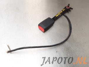 Used Front seatbelt buckle, right Kia Sportage (SL) 2.0 CRDi 16V VGT 4x4 Price € 24,14 Inclusive VAT offered by Japoto Parts B.V.