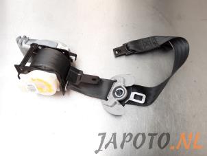 Used Front seatbelt, right Kia Sportage (SL) 2.0 CRDi 16V VGT 4x4 Price € 180,29 Inclusive VAT offered by Japoto Parts B.V.