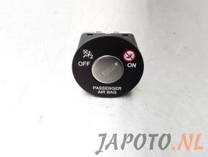 Used Airbag lock Kia Sportage (SL) 2.0 CRDi 16V VGT 4x4 Price € 12,04 Inclusive VAT offered by Japoto Parts B.V.