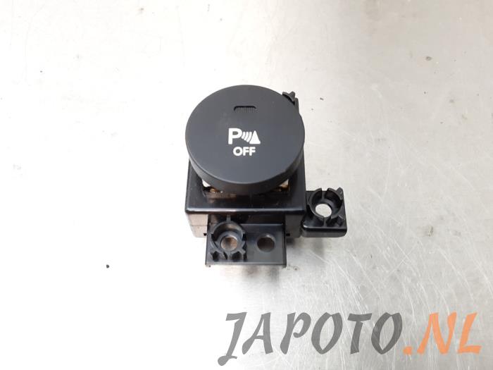 Usagé Commodo Kia Sportage (SL) 2.0 CRDi 16V VGT 4x4 Prix € 25,35 Prix TTC proposé par Japoto Parts B.V.