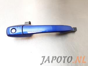 Used Front door handle 4-door, right Mazda CX-7 2.3 MZR DISI Turbo 16V Price € 19,95 Margin scheme offered by Japoto Parts B.V.