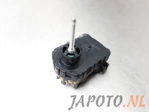 Used Headlight motor Mazda CX-7 2.3 MZR DISI Turbo 16V Price € 24,95 Margin scheme offered by Japoto Parts B.V.