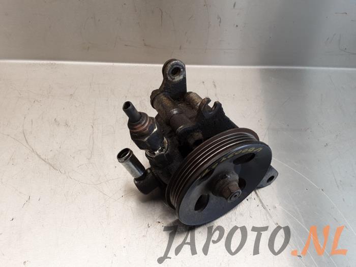 Power steering pump Toyota Camry 3.0i V6 24V CAMRY 1MZFE TOYOTA