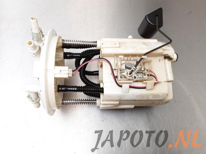 Usagé Pompe à carburant Subaru Forester (SH) 2.0D Prix € 78,70 Règlement à la marge proposé par Japoto Parts B.V.