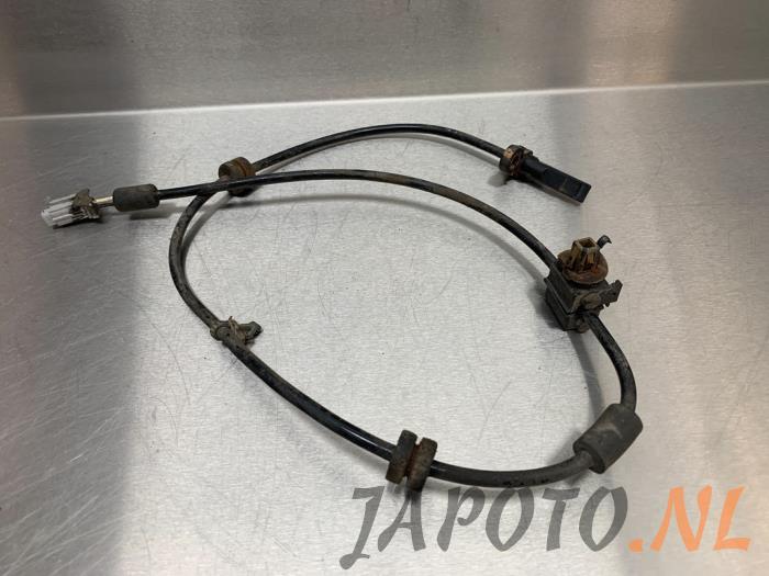 Używane Czujnik ABS Subaru Forester (SH) 2.0D Cena € 15,70 Procedura marży oferowane przez Japoto Parts B.V.