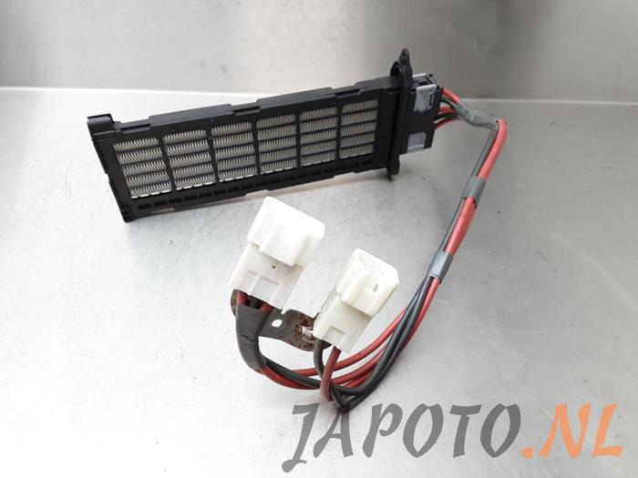 Używane Element grzewczy Subaru Forester (SH) 2.0D Cena € 20,95 Procedura marży oferowane przez Japoto Parts B.V.