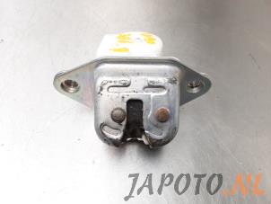 Used Tailgate lock mechanism Subaru Forester (SH) 2.0D Price € 39,95 Margin scheme offered by Japoto Parts B.V.