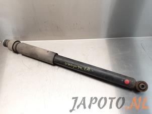 Used Rear shock absorber, left Nissan Juke (F15) 1.6 16V Price € 14,99 Margin scheme offered by Japoto Parts B.V.