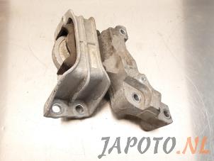 Used Engine mount Nissan Juke (F15) 1.6 16V Price € 29,95 Margin scheme offered by Japoto Parts B.V.
