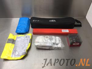 Used First aid kit Toyota Aygo (B10) 1.0 12V VVT-i Price € 29,95 Margin scheme offered by Japoto Parts B.V.