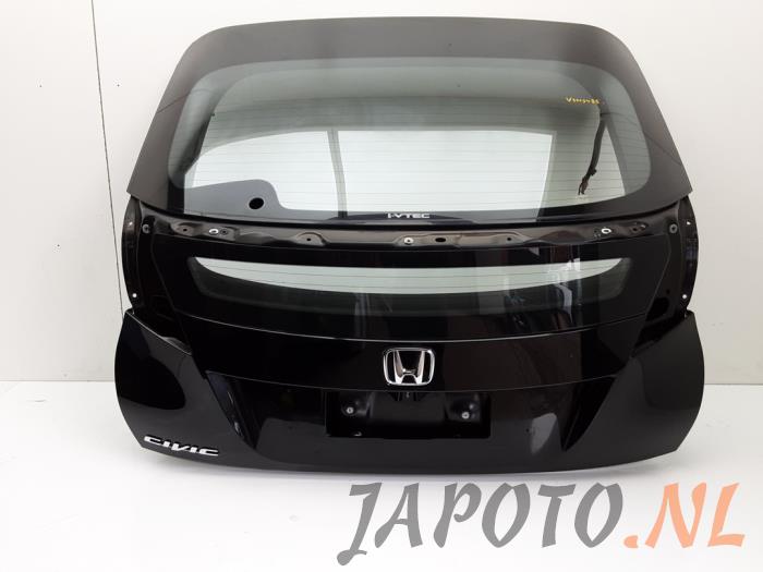 Tylna klapa z Honda Civic (FK1/2/3) 1.8i VTEC 16V 2013