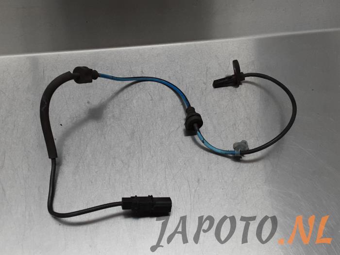 Używane Czujnik ABS Honda Civic (FK1/2/3) 1.8i VTEC 16V Cena € 36,70 Procedura marży oferowane przez Japoto Parts B.V.