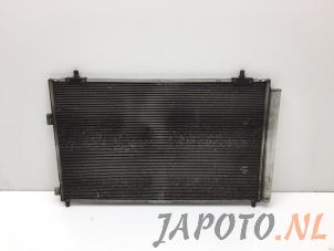 Usados Radiador de aire acondicionado Toyota RAV4 (A4) 2.0 D-4D 16V 4x2 Precio € 59,95 Norma de margen ofrecido por Japoto Parts B.V.