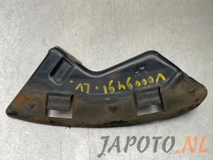 Used Front bumper bracket, left Hyundai iX35 (LM) 1.6 GDI 16V Price € 14,95 Margin scheme offered by Japoto Parts B.V.
