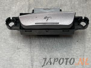 Used Switch Hyundai iX35 (LM) 1.6 GDI 16V Price € 14,95 Margin scheme offered by Japoto Parts B.V.