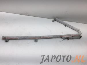 Used Roof curtain airbag, right Chevrolet Aveo 1.3 D 16V Price € 49,95 Margin scheme offered by Japoto Parts B.V.