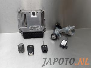 Used Ignition lock + computer Chevrolet Aveo 1.3 D 16V Price € 149,95 Margin scheme offered by Japoto Parts B.V.