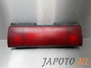 Usados Reflector de embellecedor detrás Suzuki Swift (SF310/413) 1.3 Precio € 19,99 Norma de margen ofrecido por Japoto Parts B.V.