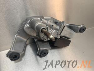 Używane Silnik wycieraczki tylnej Toyota Verso 2.0 16V D-4D-F Cena € 49,95 Procedura marży oferowane przez Japoto Parts B.V.