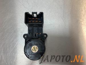 Used Ignition switch contact block Toyota Auris (E18) 1.2 T 16V Price € 34,95 Margin scheme offered by Japoto Parts B.V.