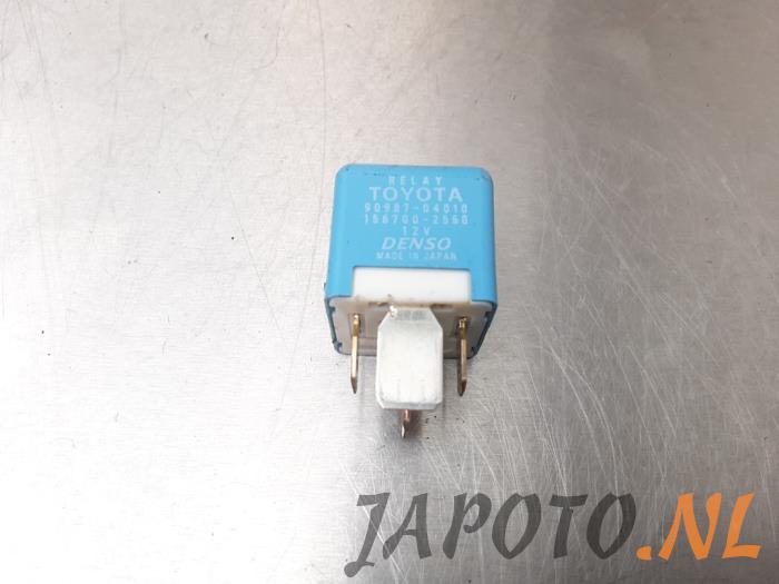 Begagnade Relä Subaru Trezia 1.33 16V Dual VVT-I Pris € 10,45 Marginaltabell erbjuds av Japoto Parts B.V.