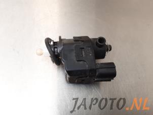 Used Headlight motor Honda Civic (EM) 1.7 16V LS Price € 19,95 Margin scheme offered by Japoto Parts B.V.
