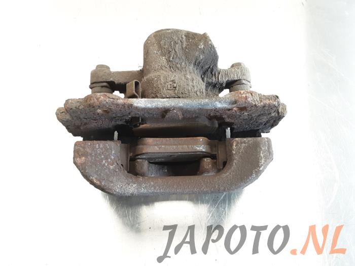 Gebrauchte Bremszange links hinten Toyota Verso 2.0 16V D-4D-F Preis € 15,70 Margenregelung angeboten von Japoto Parts B.V.