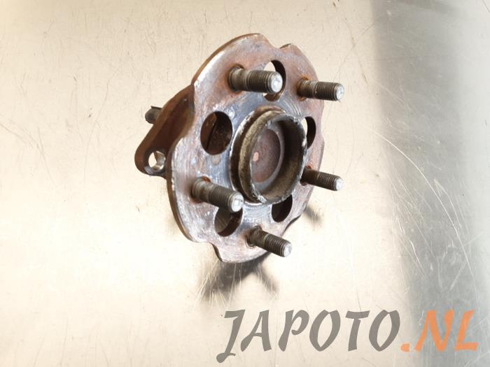 Rear wheel bearing from a Toyota Verso 2.0 16V D-4D-F 2010