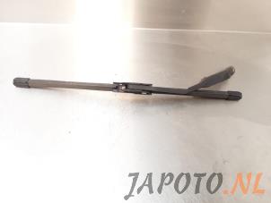 Used Rear wiper arm Daihatsu Terios (J1) 1.3 16V 4x4 Price € 14,99 Margin scheme offered by Japoto Parts B.V.