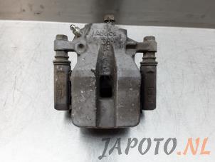 Used Rear brake calliper, left Toyota RAV4 (A3) 2.0 16V Valvematic 4x2 Price € 44,95 Margin scheme offered by Japoto Parts B.V.