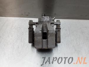 Used Rear brake calliper, right Toyota RAV4 (A3) 2.0 16V Valvematic 4x2 Price € 44,95 Margin scheme offered by Japoto Parts B.V.