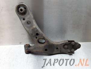 Used Front lower wishbone, right Toyota Verso 2.0 16V D-4D-F Price € 49,95 Margin scheme offered by Japoto Parts B.V.