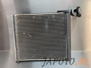 Used Air conditioning vaporiser Toyota Verso 2.0 16V D-4D-F Price € 39,95 Margin scheme offered by Japoto Parts B.V.