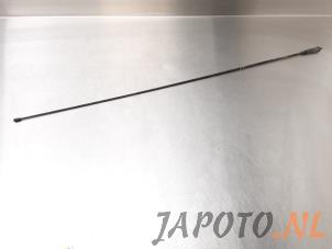 Used Antenna arm Opel Vivaro 1.9 DTI 16V Price € 9,95 Margin scheme offered by Japoto Parts B.V.