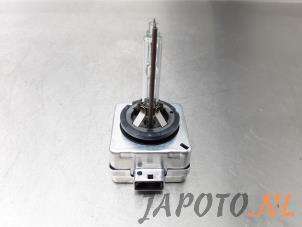 Gebrauchte Xenon Lampe Kia Sportage (SL) 2.0 CVVT 16V 4x2 Preis € 19,99 Margenregelung angeboten von Japoto Parts B.V.