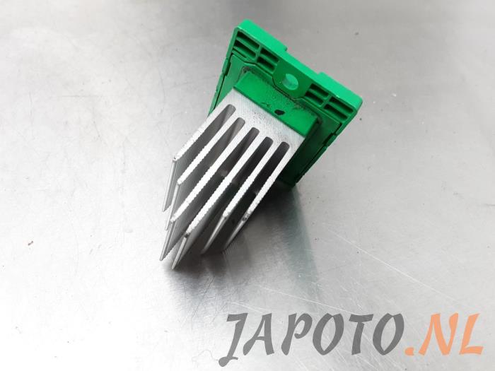 Heater resistor from a Kia Sportage (SL) 2.0 CVVT 16V 4x2 2012