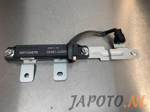 Used Keyless entry antenna Kia Sportage (SL) 2.0 CVVT 16V 4x2 Price € 19,95 Margin scheme offered by Japoto Parts B.V.