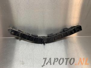 Used Rear bumper bracket, right Kia Sportage (SL) 2.0 CVVT 16V 4x2 Price € 19,95 Margin scheme offered by Japoto Parts B.V.