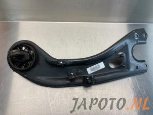 Used Rear wishbone, right Kia Sportage (SL) 2.0 CVVT 16V 4x2 Price € 25,00 Margin scheme offered by Japoto Parts B.V.